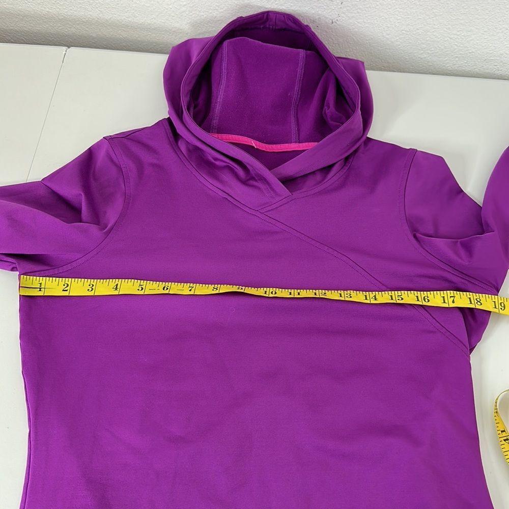 Under Armour UA Womens Top Shirt Size Medium Purple Cold Gear Long Sleeve Hooded - Picture 7 of 12